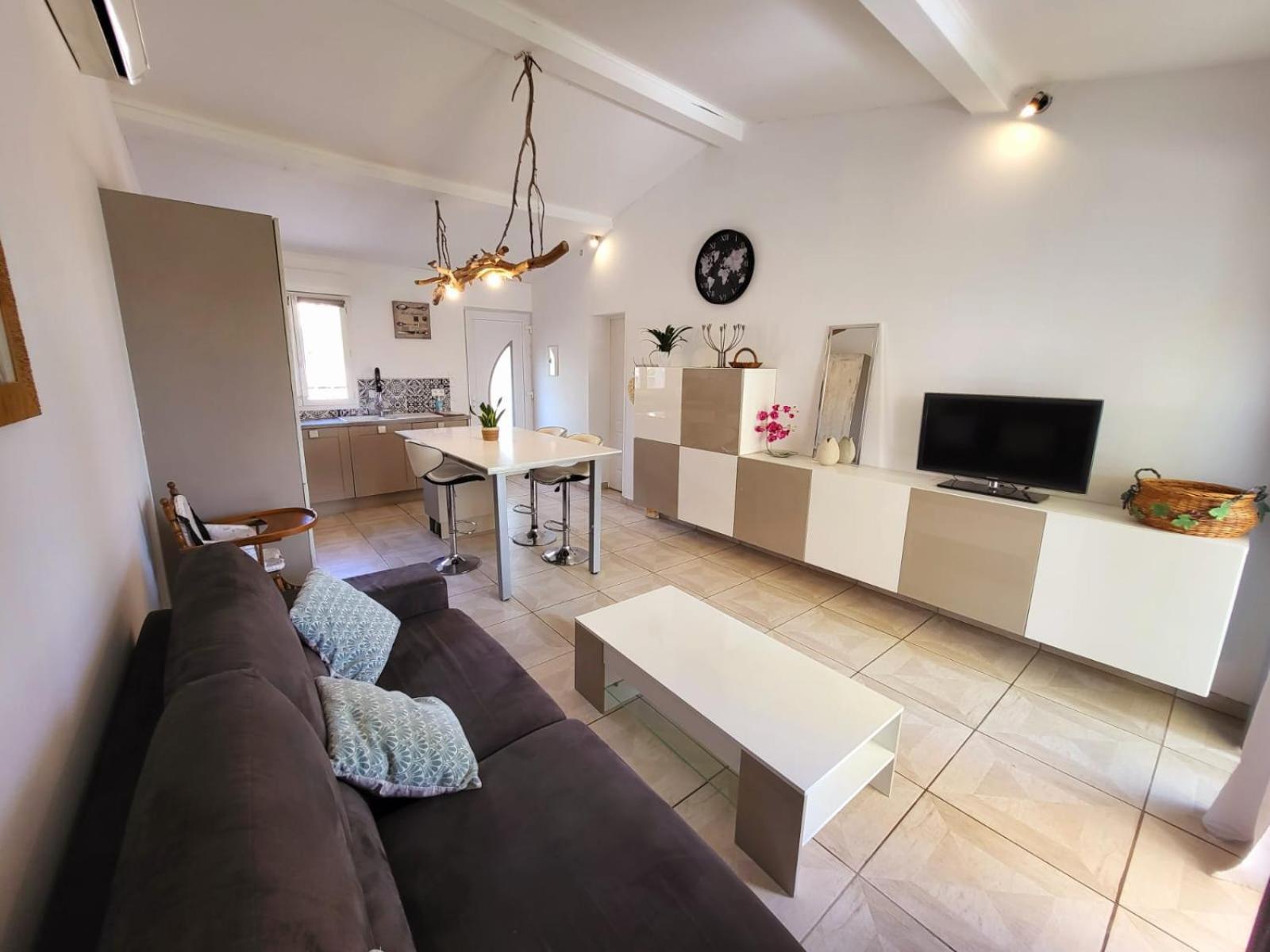 Casa Leone 83 Apartment ซอลลิเอส-ปองต์ ภายนอก รูปภาพ
