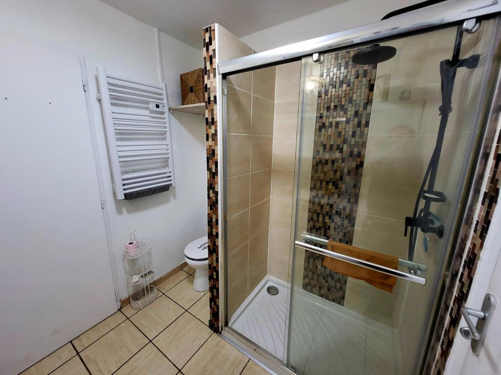 Casa Leone 83 Apartment ซอลลิเอส-ปองต์ ภายนอก รูปภาพ